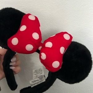 Minnie Mouse Classic Red and White Bow Ears Disneyland/Disney World Youth/Small